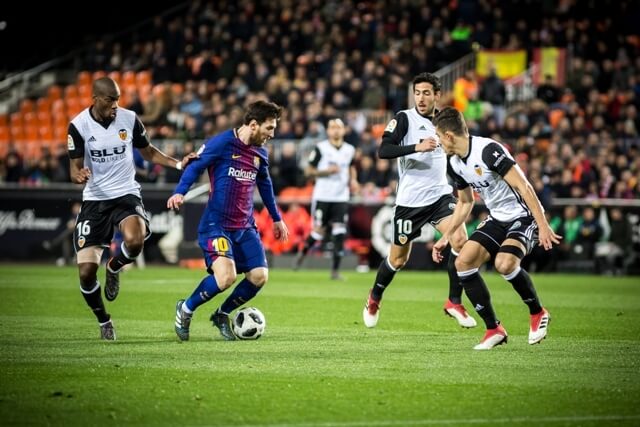 马德兴：中国足协明确提出要抓本土教练培养，为他们创造机会