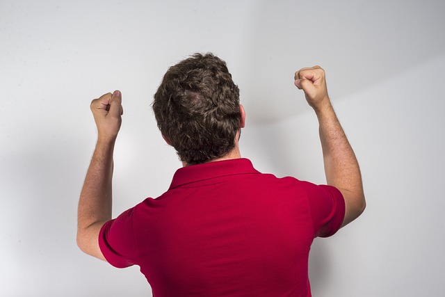 使得他在关 使得他在关